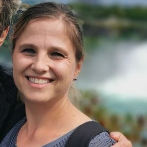 Meet your Posher, Ana